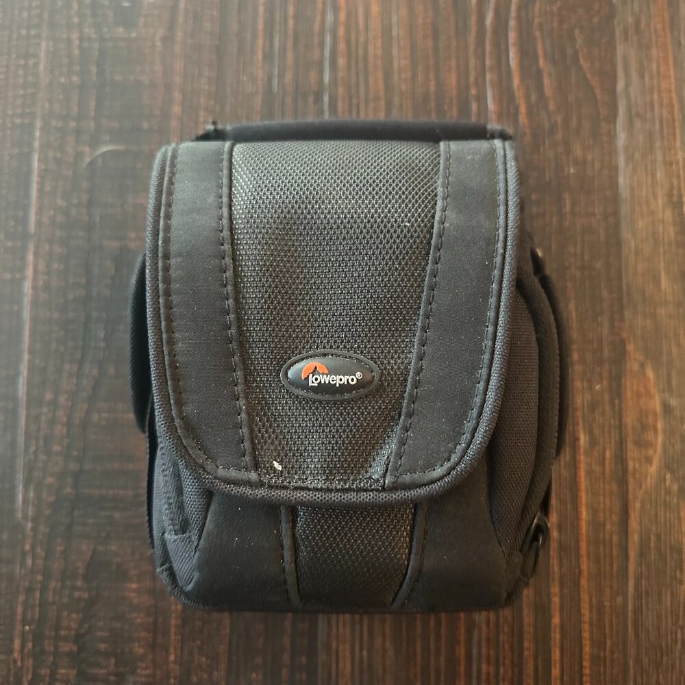 Lowepro Compact Black Camera Bag